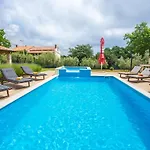 Medvidici * Rajki