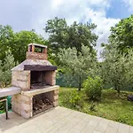 Medvidici Villa *