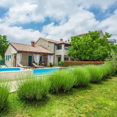 Villa Medvidici