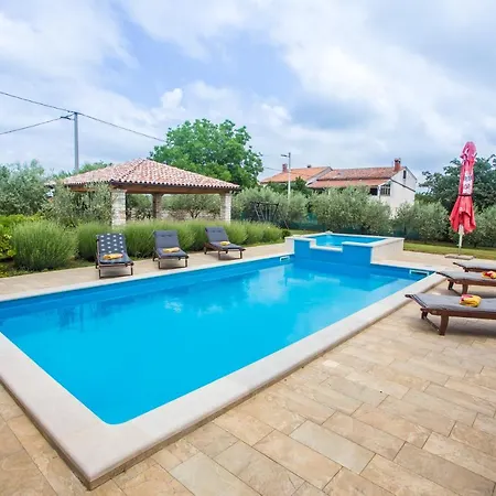 Villa Medvidici Rajki