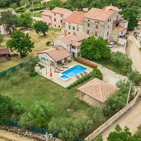 Villa Medvidici *