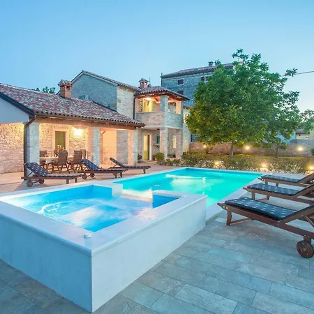 Villa Medvidici *