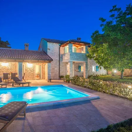 Villa Medvidici Rajki