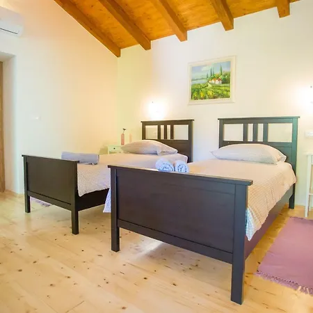 Villa Medvidici Rajki